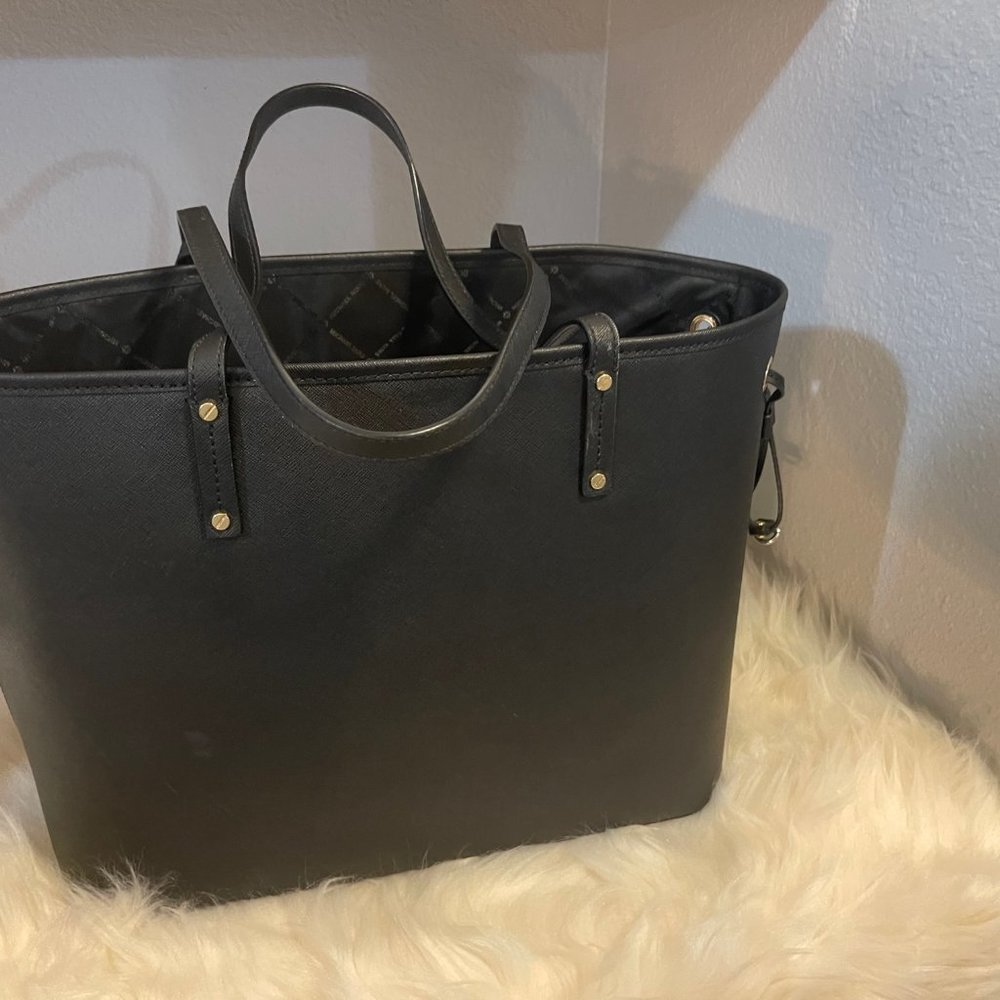 Michael Kors Nouveau Novelty large drawstring tote bag - Picture 6 of 6